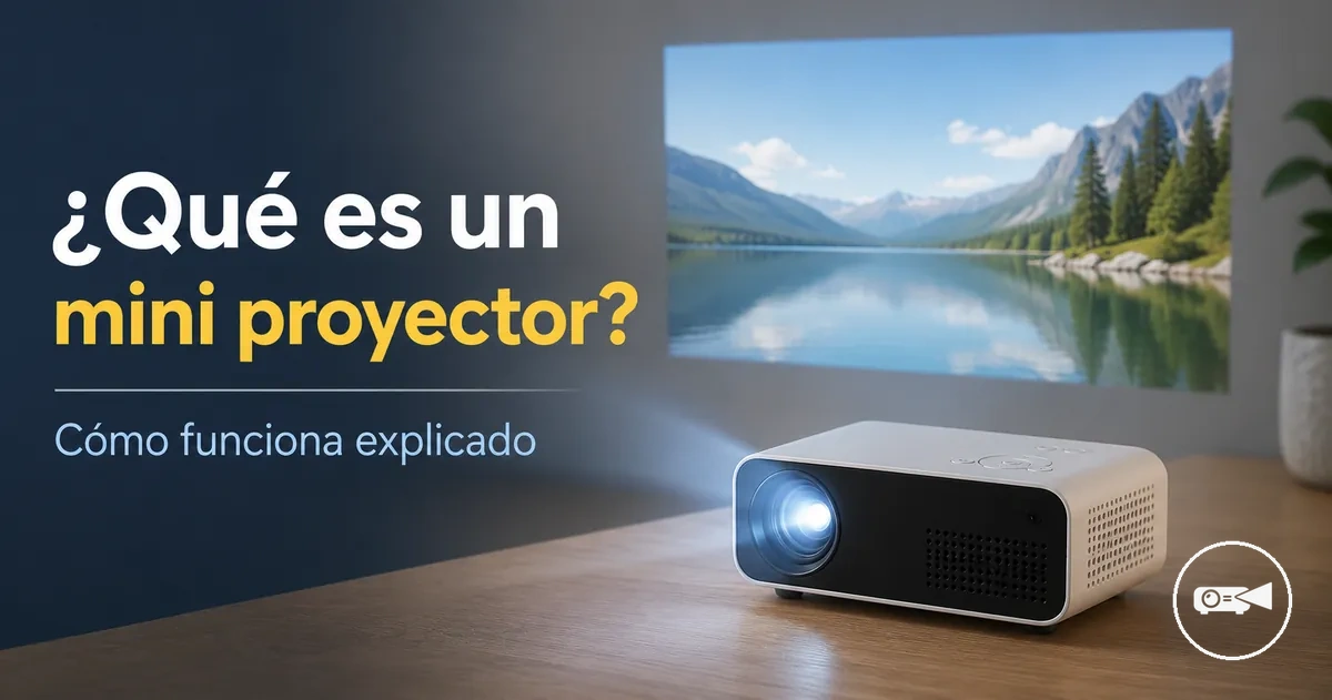 Mini proyector pequeño mostrando su lente, cuerpo y configuración básica de proyección